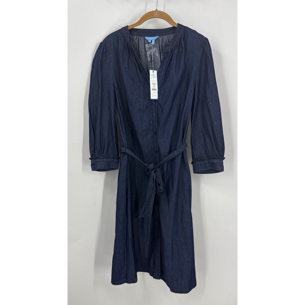 Draper James Chambray puff sleeve dark wash
Denim Button Up Shirt Dress Size 10